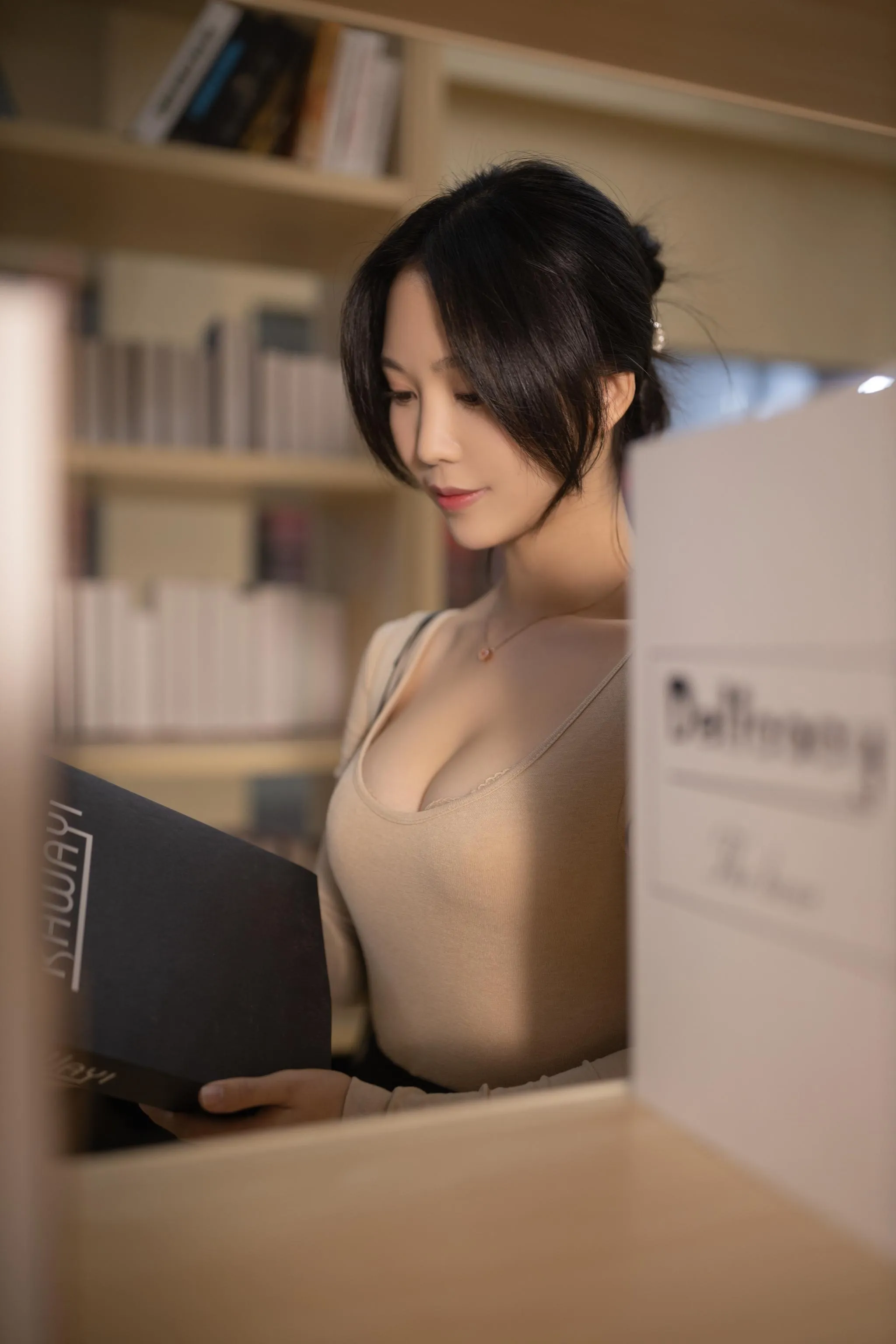 抖娘-利世 – NO.69 图书馆事件 [104P]插图1